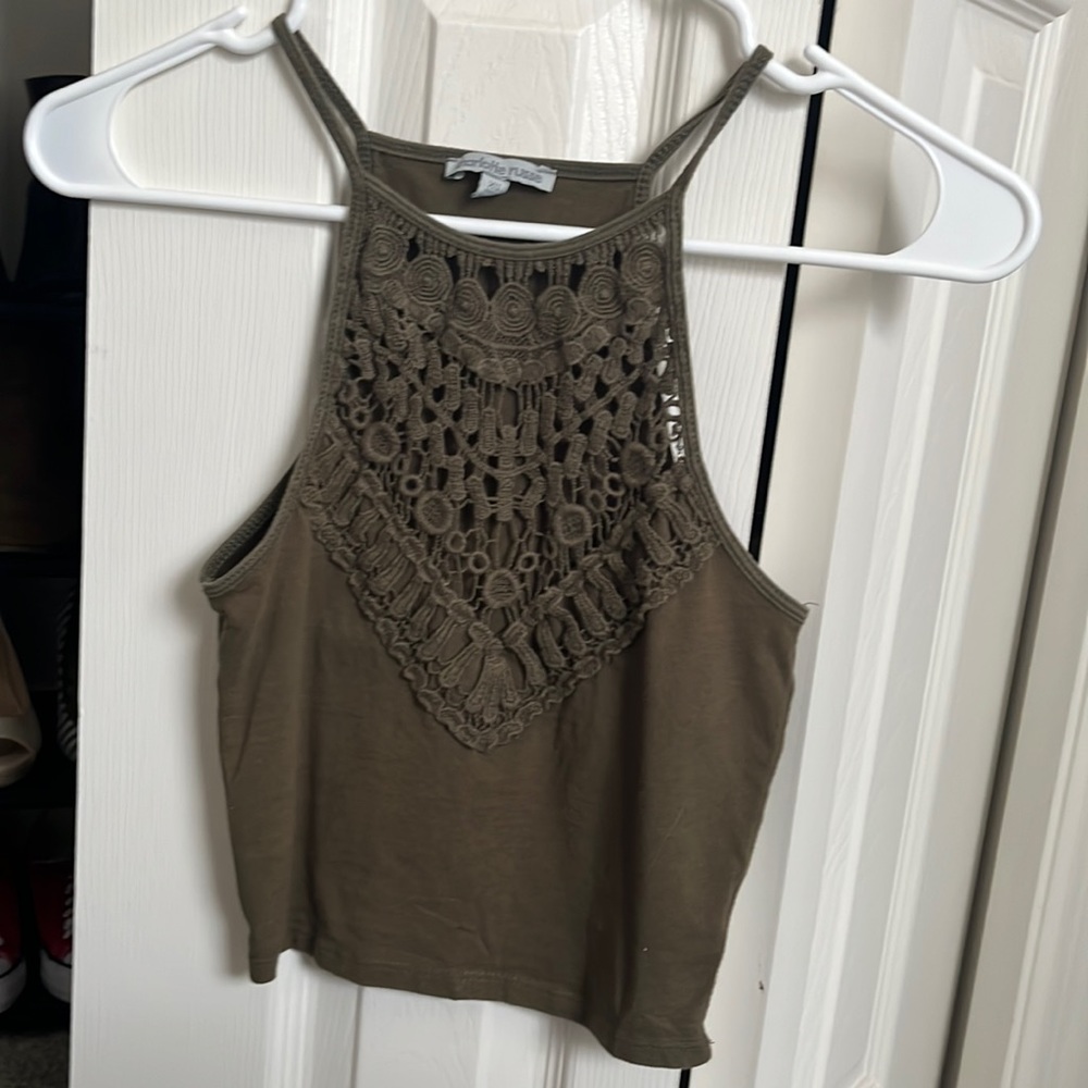 Crop top
